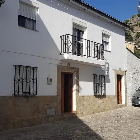 Apartment Casa Sofia En Grazalema, Con Magnifica Chimenea *